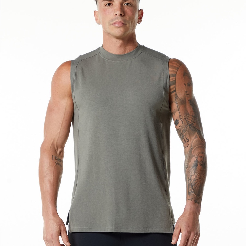 Alphalete EVO Tank in Grey